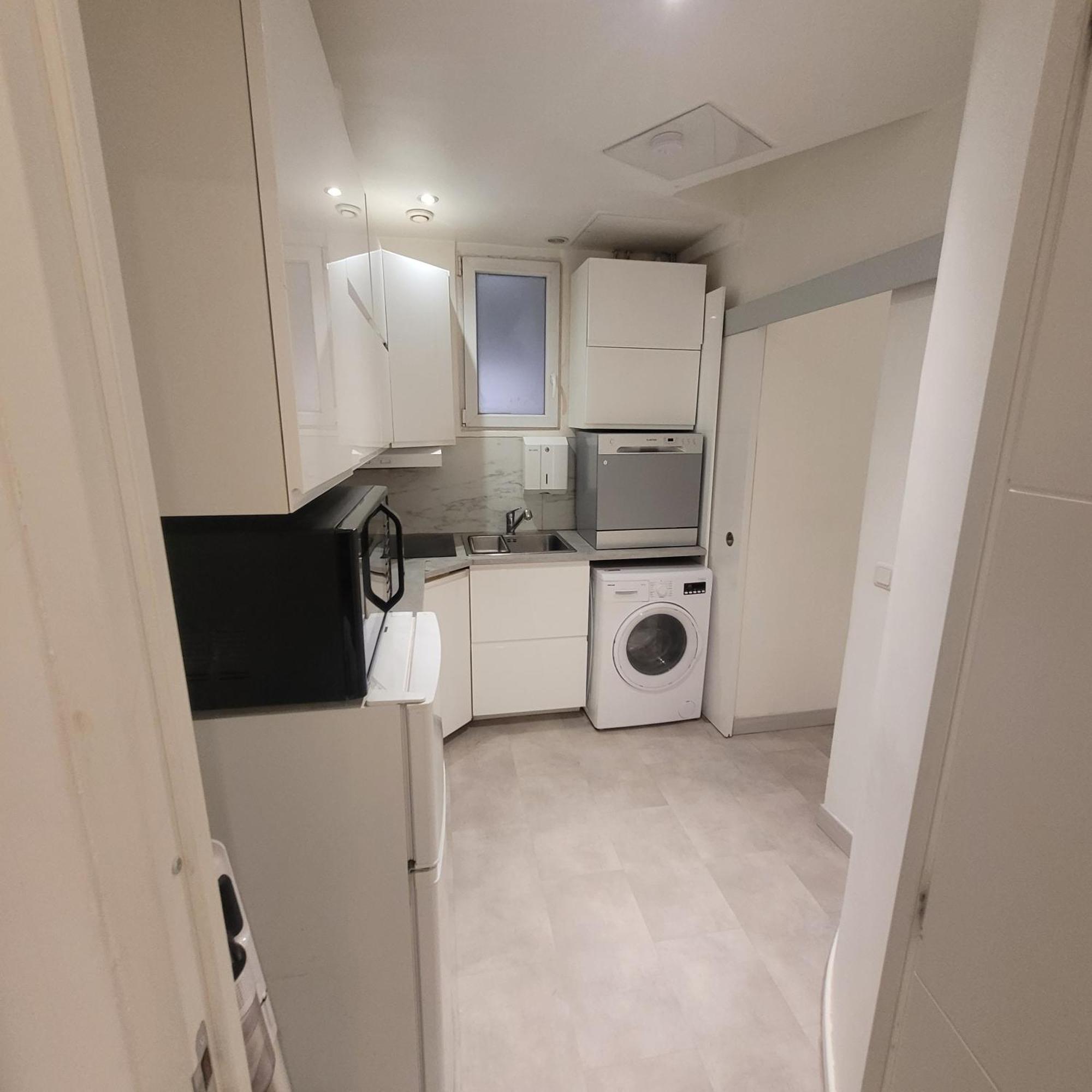 Bel Appartement Champs Elysees Avec 2 Chambres Parijs Buitenkant foto